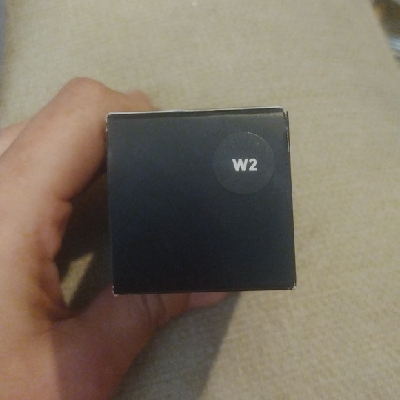 2/$25 NIB MAC cosmetics Studio Radiance Face & Body sheer foundation - Picture 3 of 4